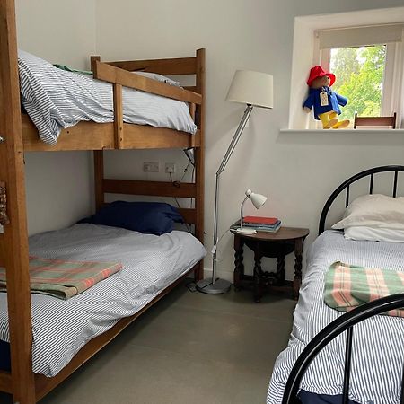 Rhiwiau Self Catering Villa Carmarthen Buitenkant foto