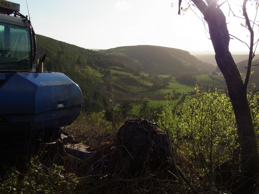 Rhiwiau Self Catering Villa Carmarthen Buitenkant foto